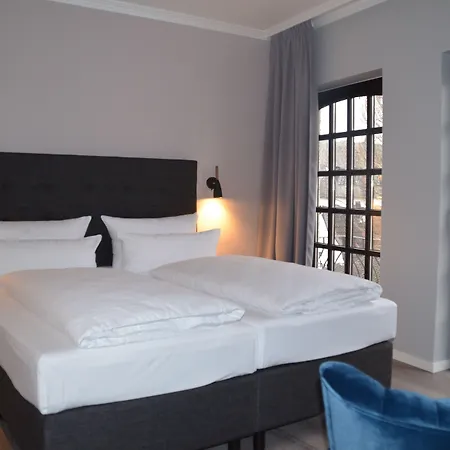 Hotel Rugs 4*