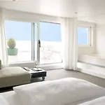 Rugs Hotel