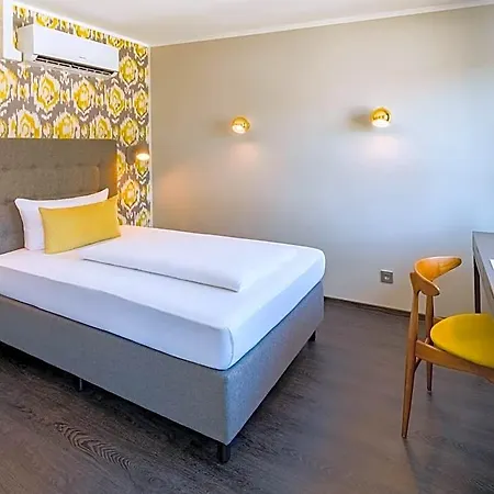 Otel Rugs